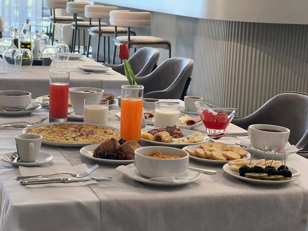 Rozafa Palace Hotel Sarande