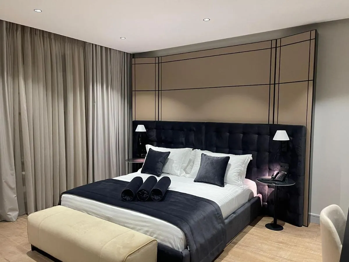 Rozafa Palace Hotel Sarandë