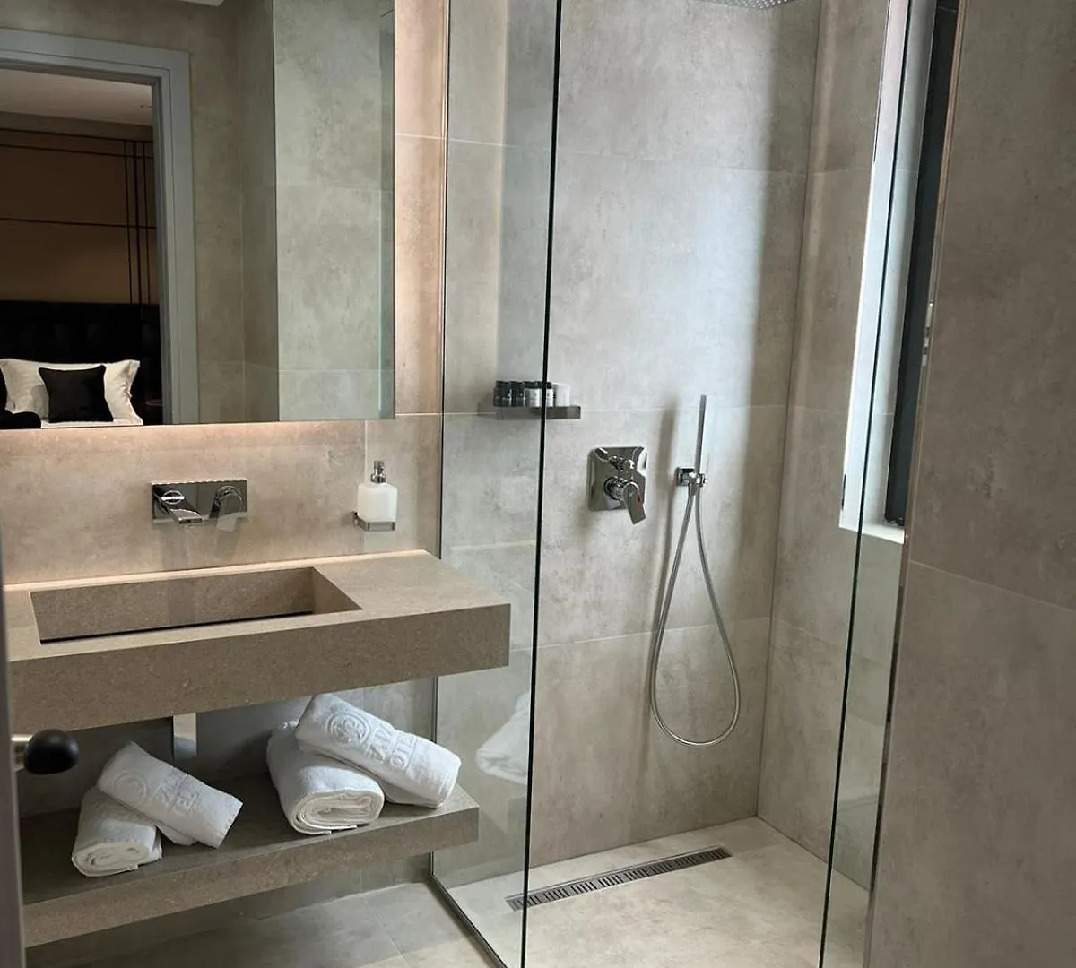 Rozafa Palace Hotel Sarande