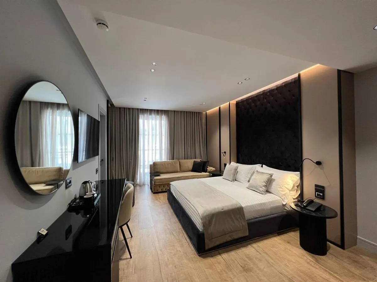 ****  Rozafa Palace Hotel Sarande Albania