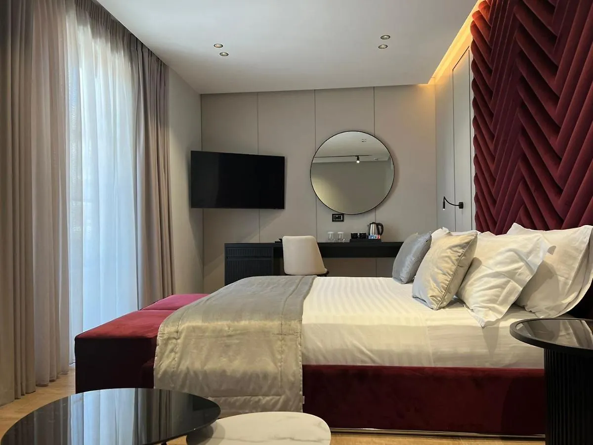 ****  סרנדה Rozafa Palace Hotel אלבניה