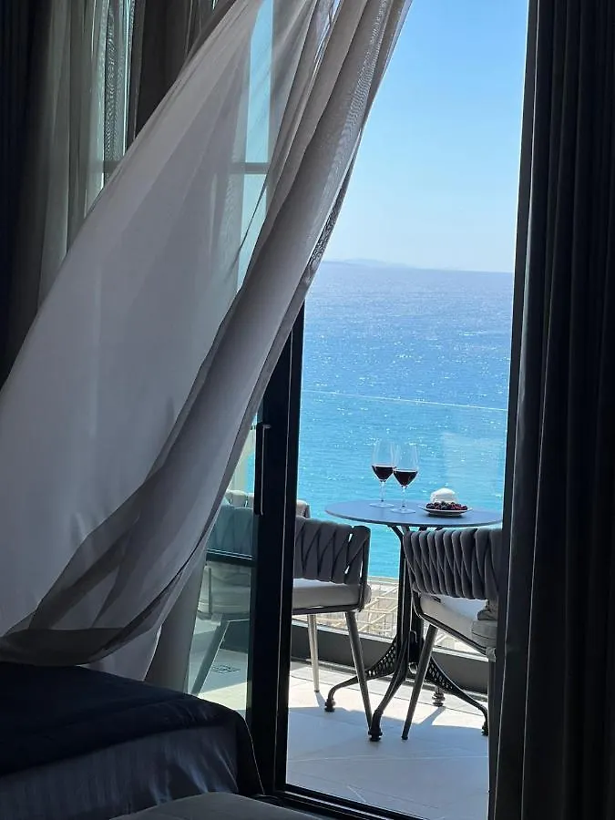 Rozafa Palace Hotel Sarande 4*,  Albania