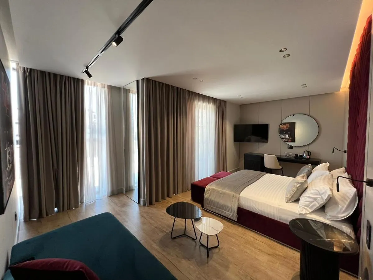 Rozafa Palace Hotel Sarande 4*,  Albania