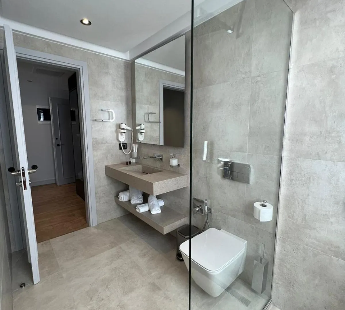 Rozafa Palace Hotel Sarande