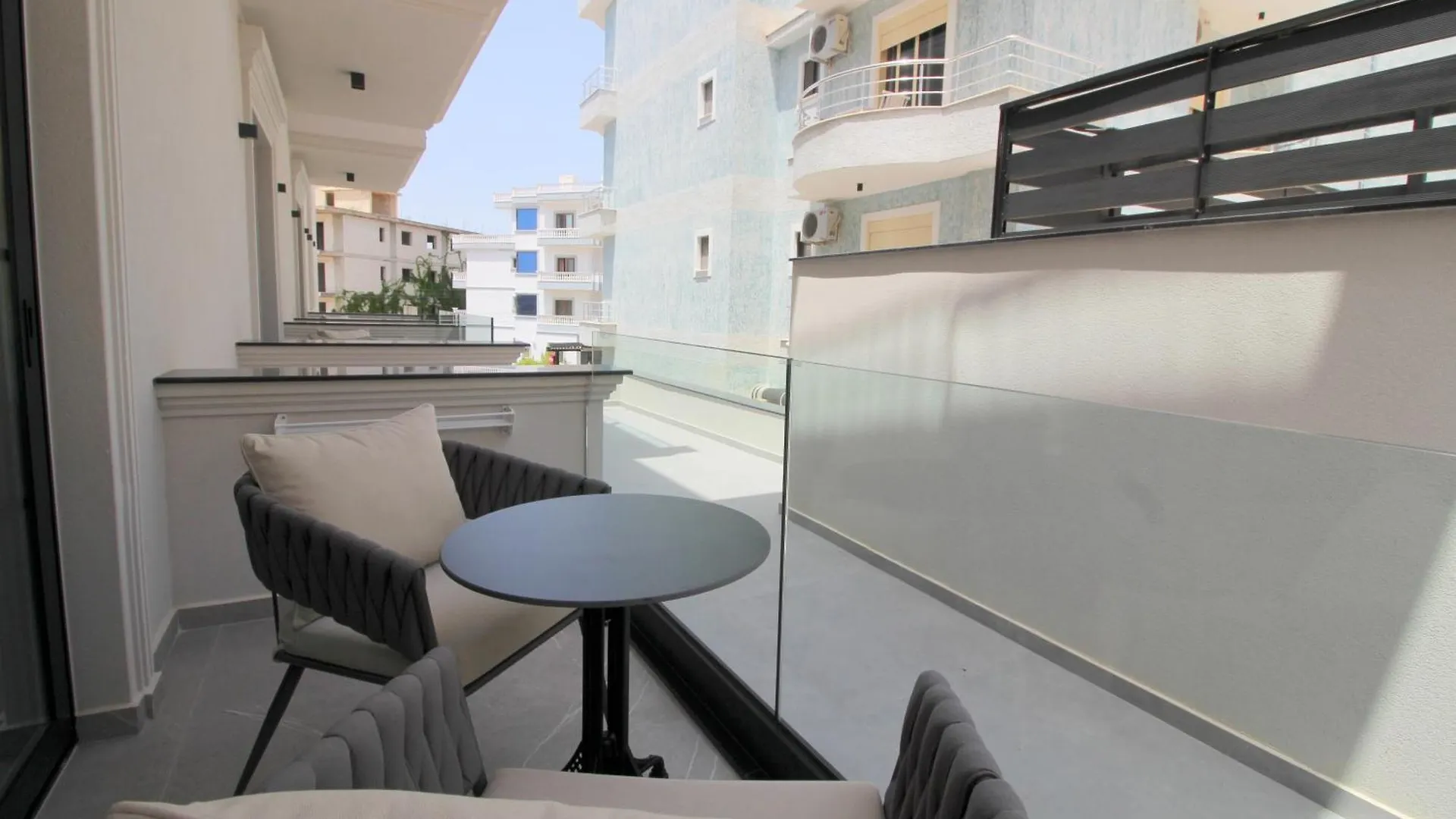 Rozafa Palace Hotel Sarande